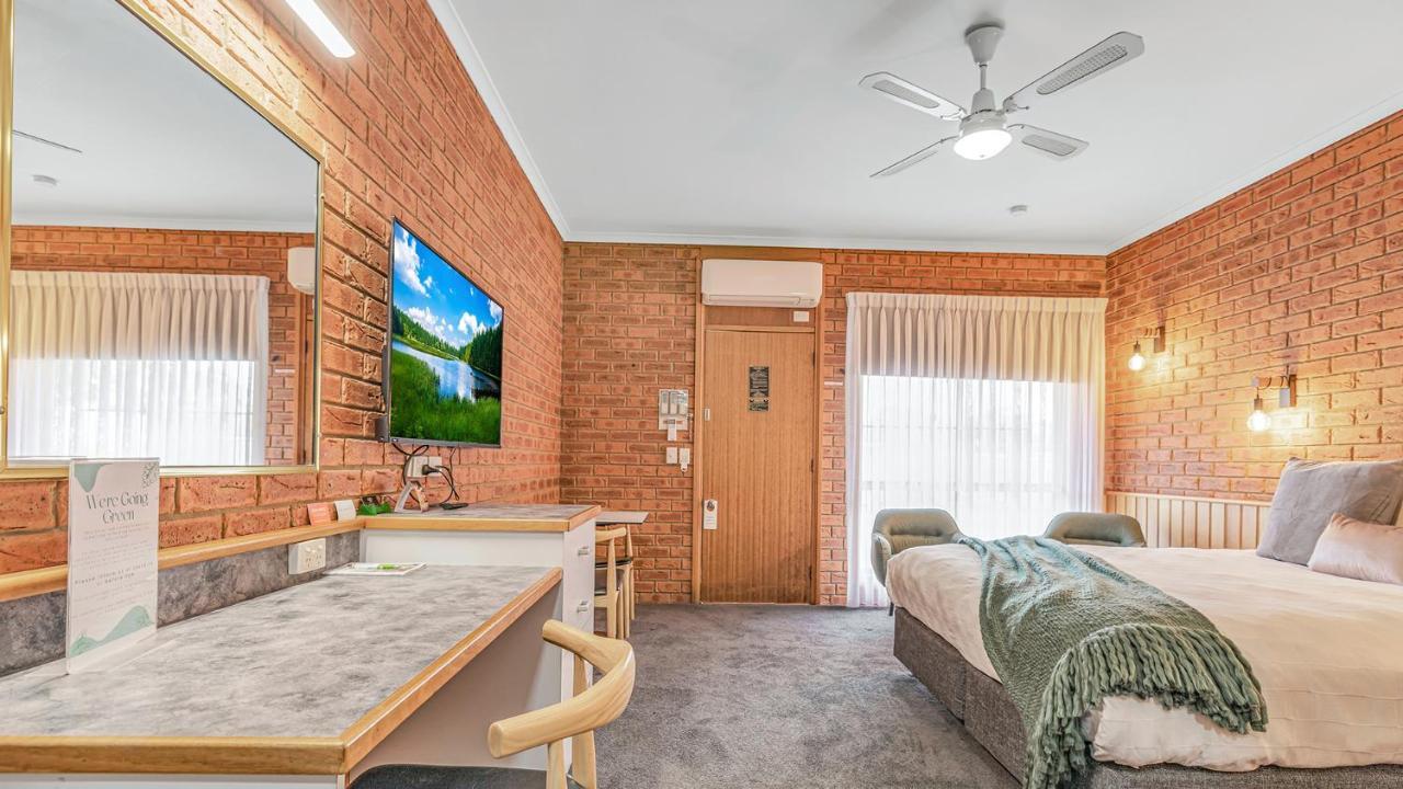 Golden River Motor Inn Moama Buitenkant foto