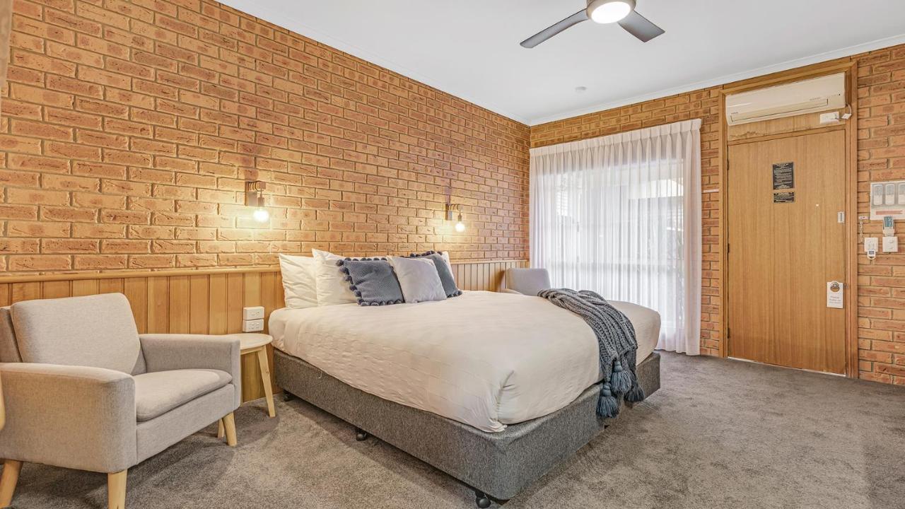 Golden River Motor Inn Moama Buitenkant foto