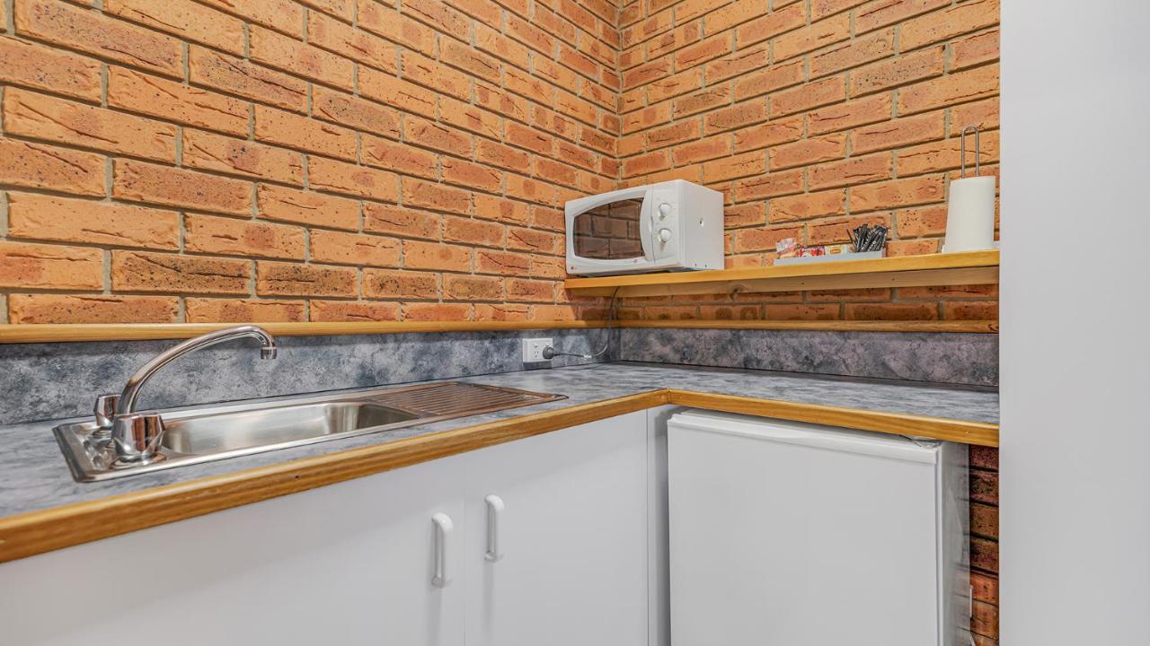 Golden River Motor Inn Moama Buitenkant foto
