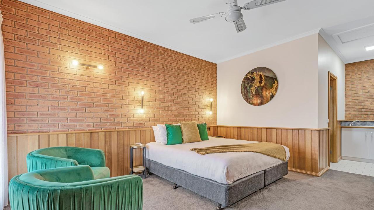 Golden River Motor Inn Moama Buitenkant foto
