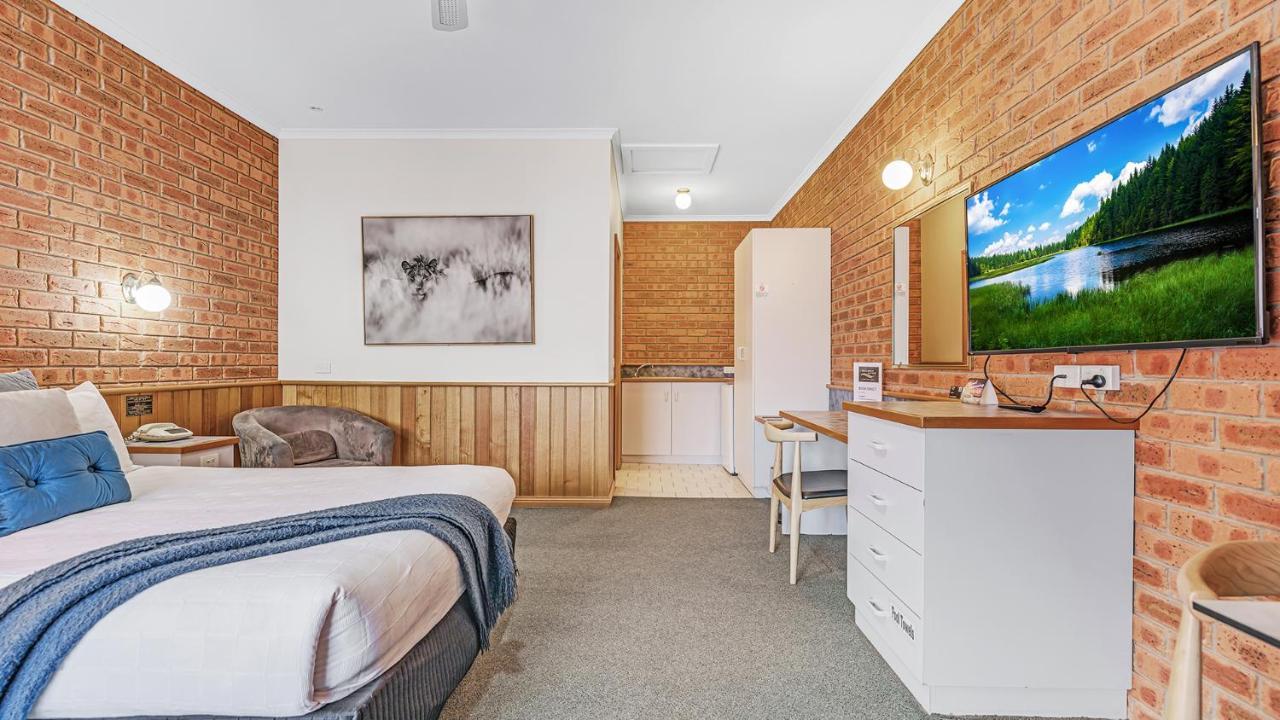 Golden River Motor Inn Moama Buitenkant foto